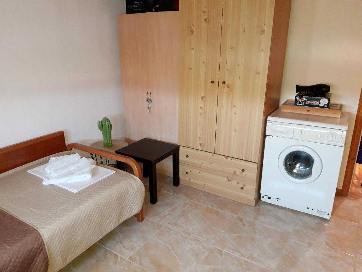 Handmade Peaceful Cozy House Near The Beach Nea Kallikrateia Экстерьер фото
