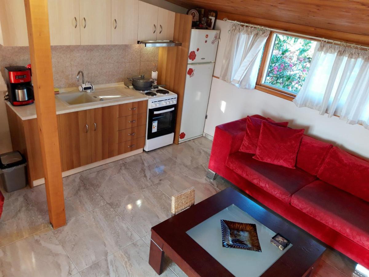 Handmade Peaceful Cozy House Near The Beach Nea Kallikrateia Экстерьер фото